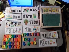 VINTAGE FISHER PRICE 1972 SCHOOL DAY DESK WITH MAGNET LETTERS 10 STENCIL CARDS