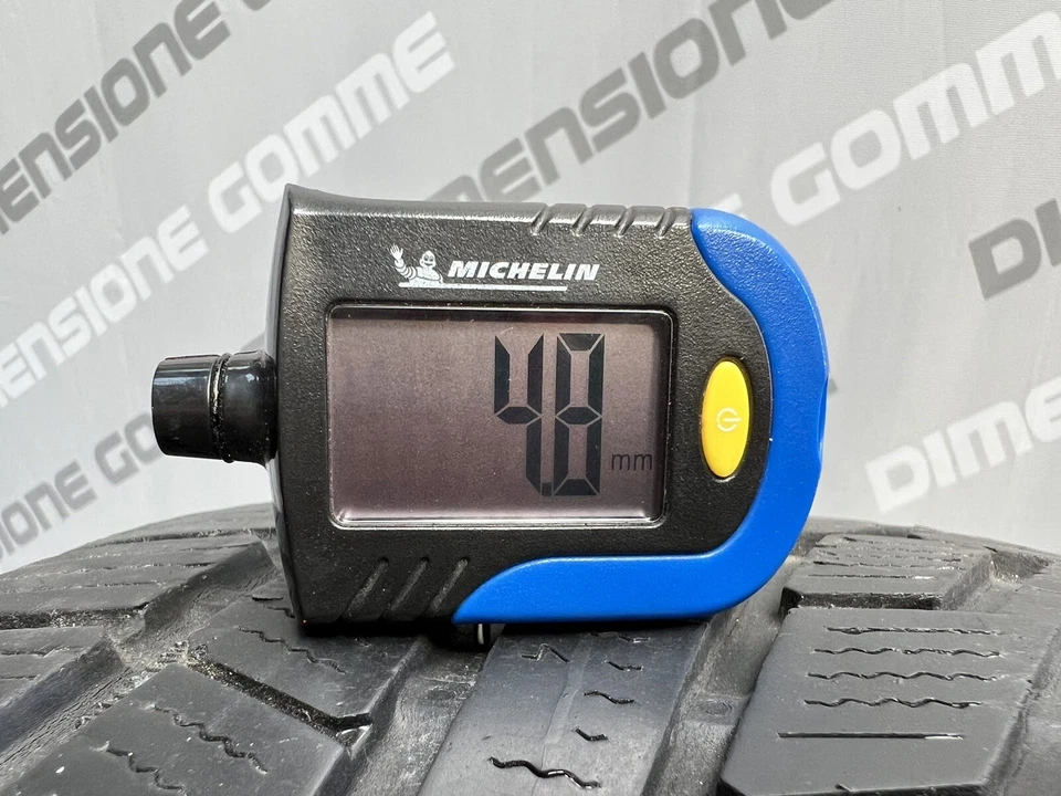 4 GOMME NOKIAN 225 45 17 91W M+S USATE INVERNALI mm 4,5-5,7 65/75% DOT0915 - Immagine 2 di 4