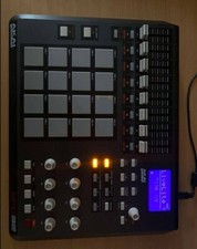 Akai Professional MPD32 USB/MIDI Pad Controller