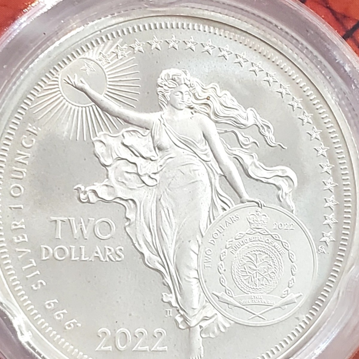 Sir Isaac Newton 1 oz .999 Silver $2 Coin ICON's of