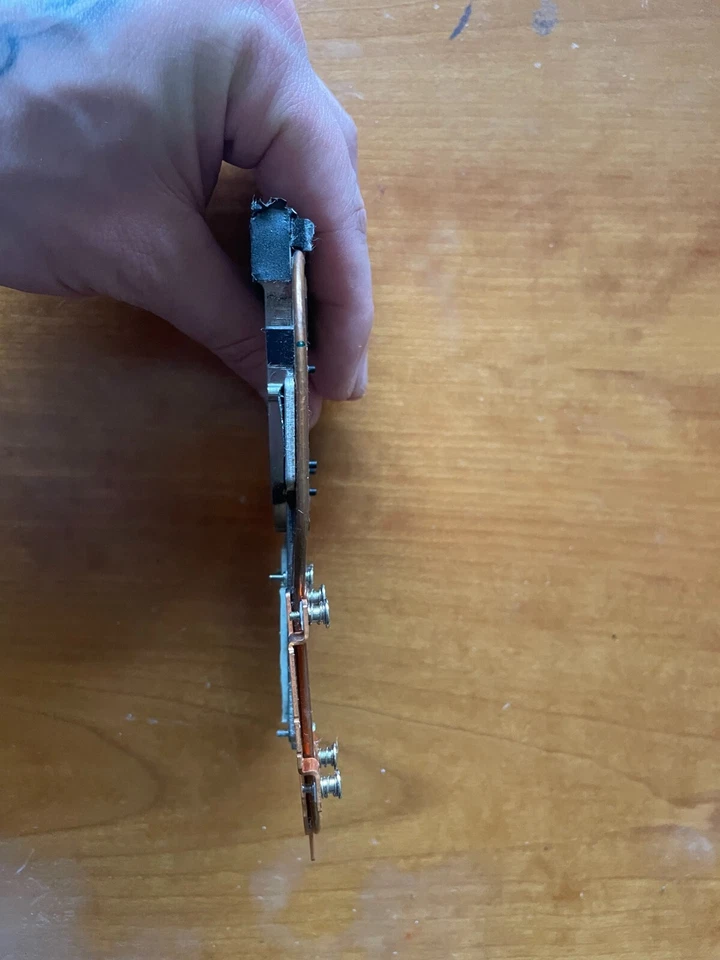 Dell Alienware M11x Cooling Heatsink 05M8N2 AT0BB001ZC0 - Image 4 of 4