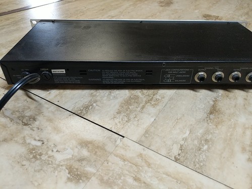 PHONIC MQ3400 Dual Channel 15-Band Graphic Equalizer - Picture 5 of 5