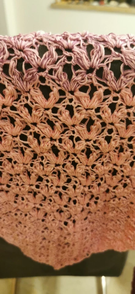Schultertuch, gehäkelt, Neu, GESCHENK, HANDARBEIT,  Stola, Umschlagtuch,  - Bild 2 von 4