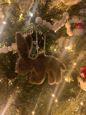 Handarbeit Hase Nadel gefilzt Filz hängend Weihnachtsdeko