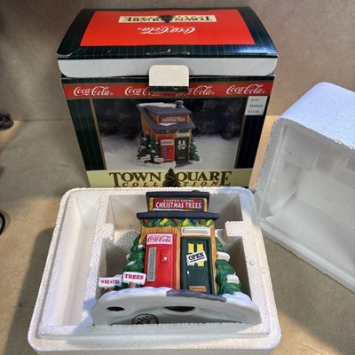 New COCA COLA TOWN SQUARE Collection COOPERS FARMs Christmas Trees 1996 RETIRED