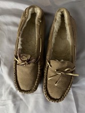 Old Navy Sherpa Moccasin Slippers Camel Bow Women's Size 9 Lined Comfort