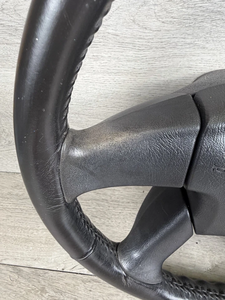 02-09 GM TrailblaZER ENVOY STEERING WHEEL 黑色皮革 无功能 二手 原始设备制造商 — 第 4/4 张图片