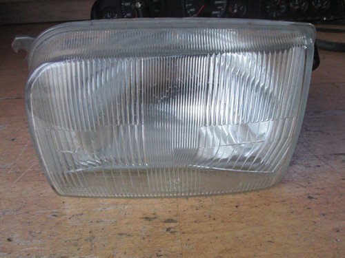 Nissan Mikra K10 Scheinwerfer Hauptscheinwerfer 02375R20