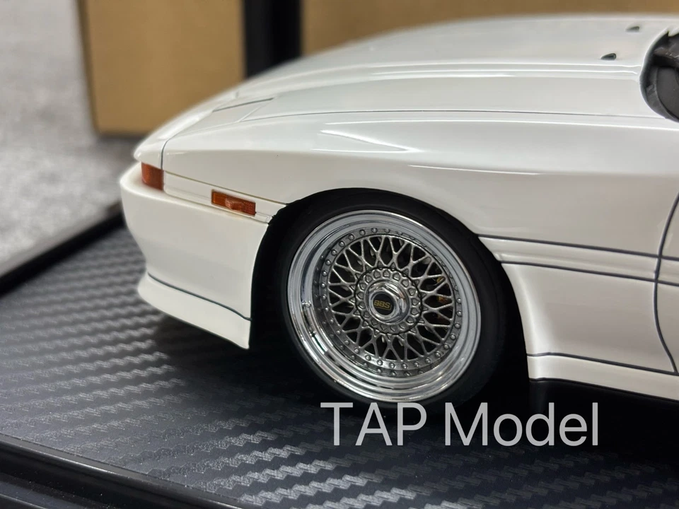 Ignition Model 1/18 Toyota Supra 3.0GT LIMITED (MA70) White JDM- IG3516 - Image 3 of 4