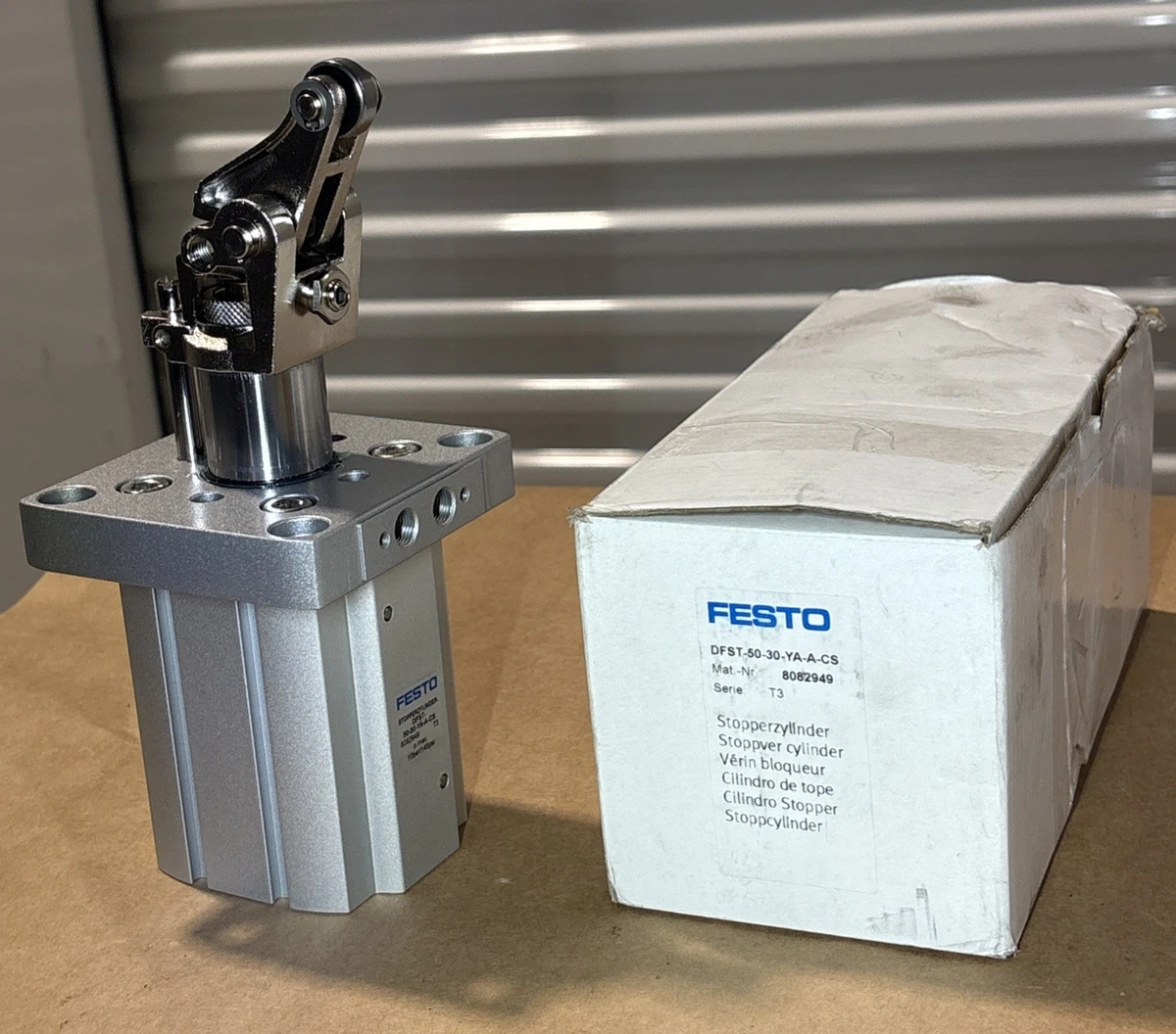 FESTO DFST-50-30-YA-A-CS 8082949 T3 Stopper Cylinder photo 2
