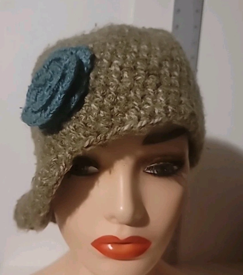 Sombrero Cloche Hecho a Mano Crochet con Flor Azul - Sombrero de Invierno Estilo Vintage para Mujer’s Foto 2 de 4