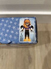 New in Box LEGO DC SuperHero Girls 41230 Batgirl 206 Pieces. Retired Ships Now