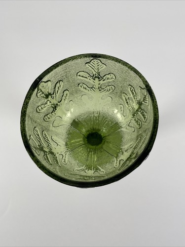 VINTAGE 1975 COLLECTIBLE FTD GREEN GLASS GOBLET VASE 6.5" TALL OAK LEAVES - Picture 4 of 4