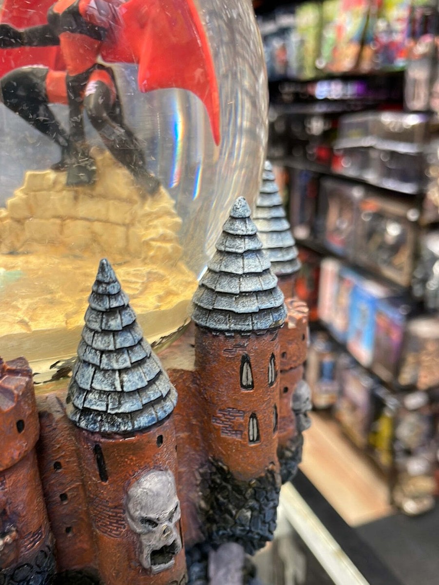 Lady Death vs Purgatori Musical Snow Globe (Chaos Comics