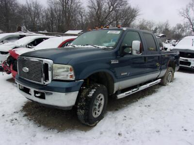 Used Front Grille fits: 2007 Ford F250SD PICKUP chrome surround with chrome bars