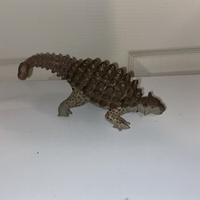2015 Hasbro Jurassic World Ankylosaurus Bashers  Biters Action Figure