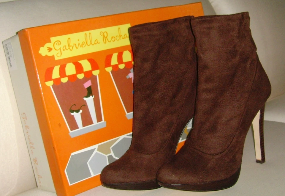 Botines de gamuza marrón GABRIELLA ROCHA Foto 2 de 4