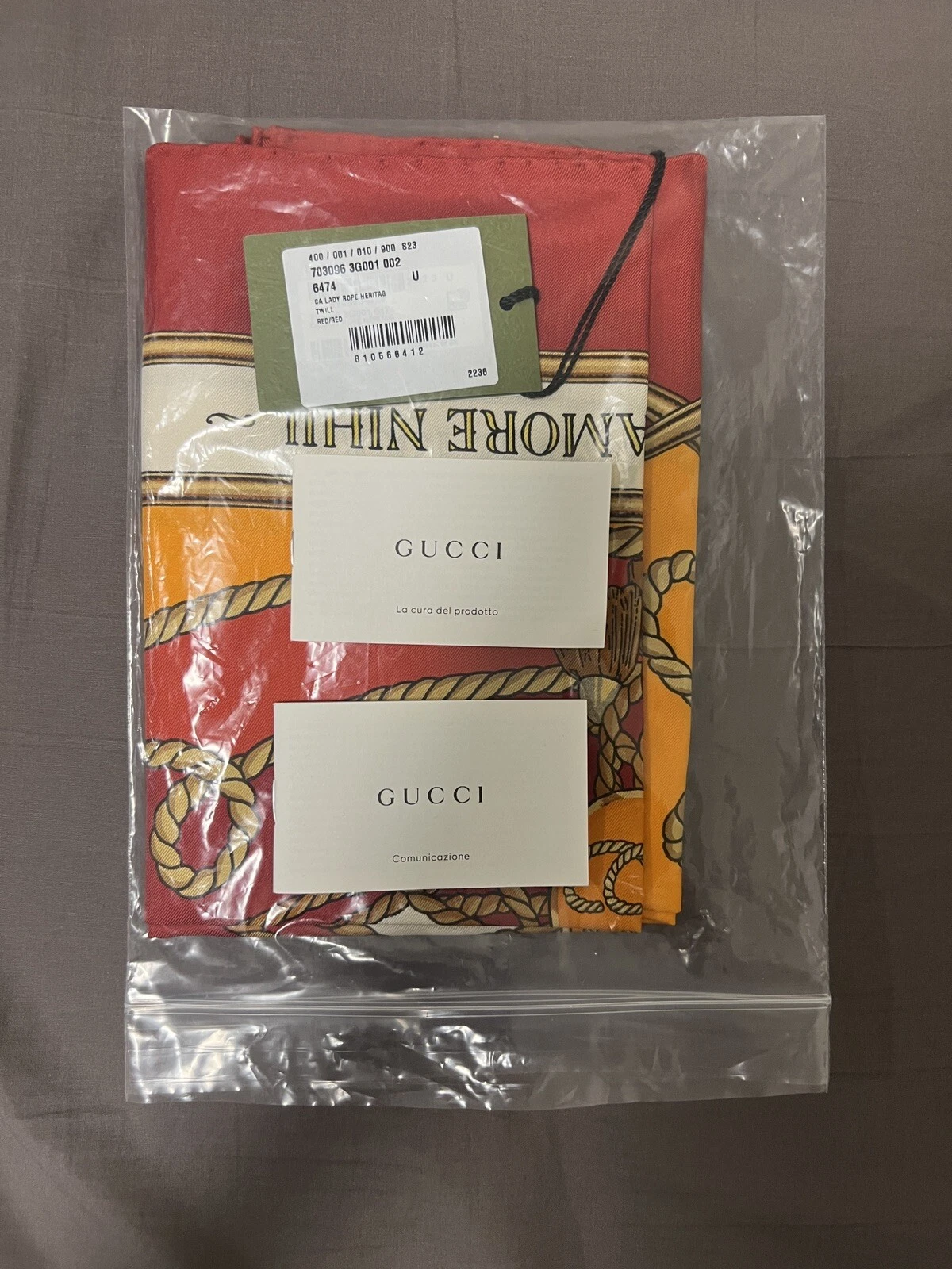 Neuf Gucci écharpe enveloppes cravate bandeau foulard rouge