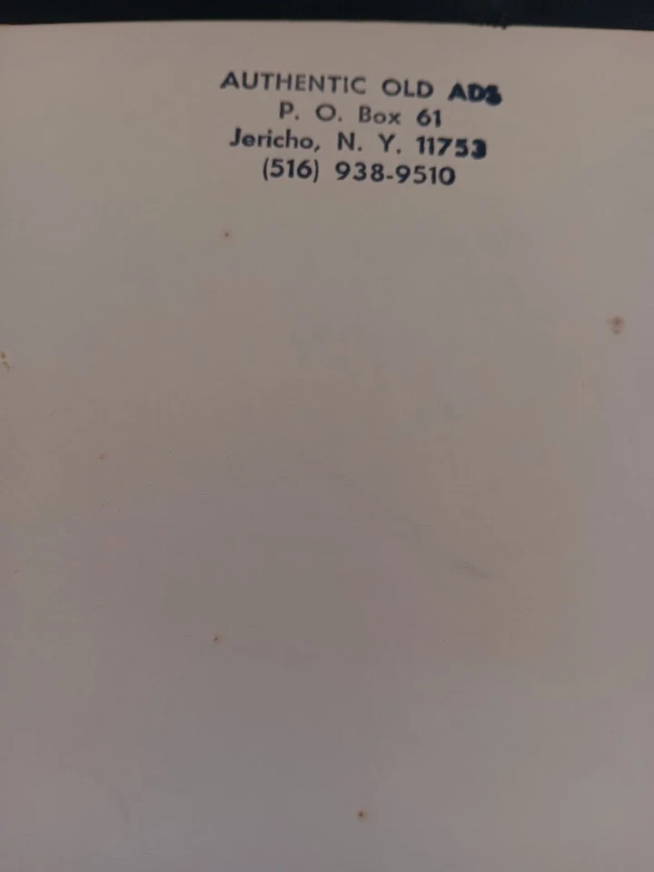 1985 Cincinnati Reds Yearbook Pete Rose  Autograph - Image 2 of 3