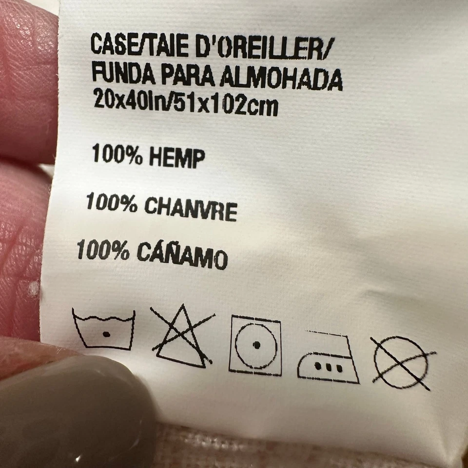 Набор из 2 натуральных наволочек из конопли King Crate and Barrel клетчатые - Изображение 2 из 4