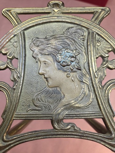 H.L. Judd Art Nouveau Expandable Book Rack #9788 c.1900–1915