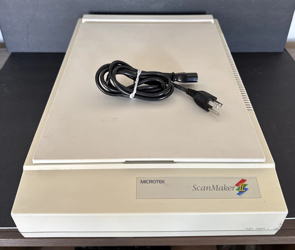 Microtek Scanner Flatbed MRS-600Z With SCSI Interface And Power Cord Powers On - Image 2 of 4