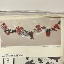 Herrschners Christmas Clothesline Garland # 2095 Kit 14 Piece Craft Designs