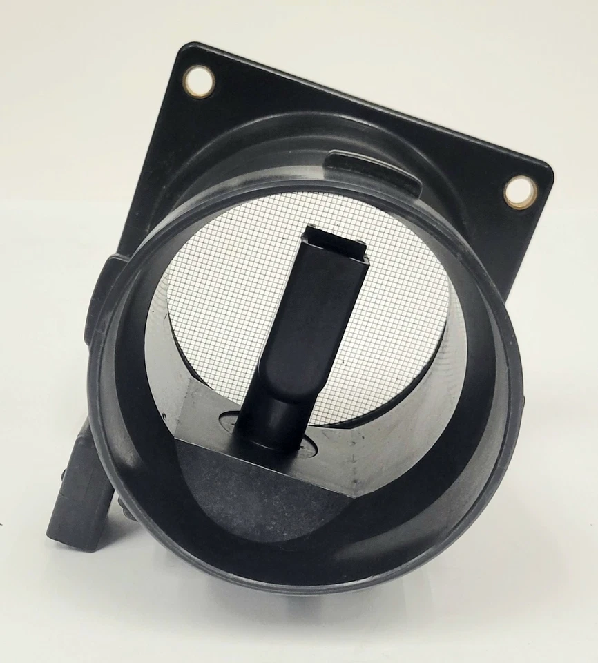 Standard Motor Products Mass Air Flow Sensor MF21061N for Audi Volkswagen 00-05 - Изображение 4 из 4