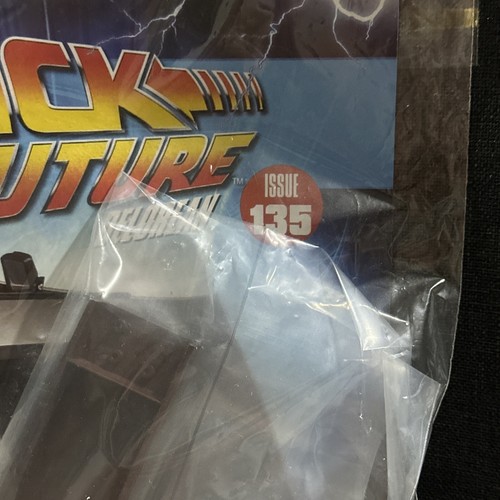 1:8 Scale Back To The Future Issue 135 - Picture 3 of 4