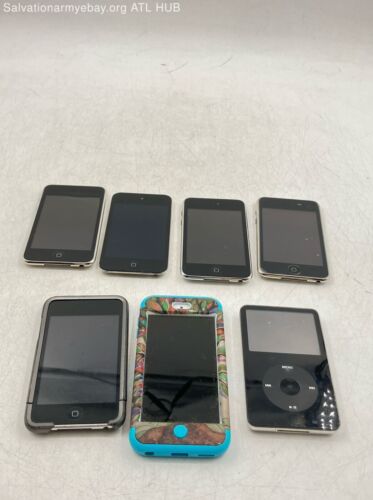 LOT OF 7 APPLE iPOD TOUCH 2ND GEN (5) & 5TH GEN (1), iPOD 5TH GEN (1) -POWERS ON - Picture 1 of 12