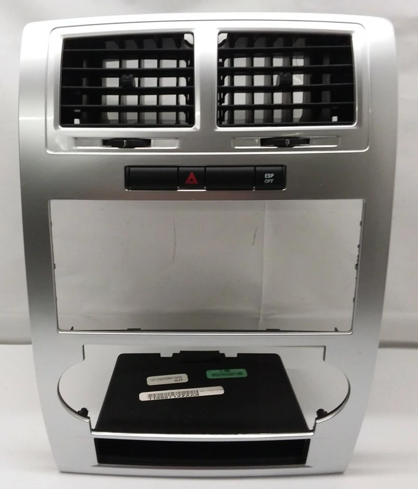 Chrysler 300 2005-2007 tablero ventilación de aire delantera navegación radio embellecedor bisel OEM Foto 2 de 4