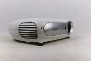 Epson EMP-TW20 HD (High Definition) LCD Heimkino Projektor