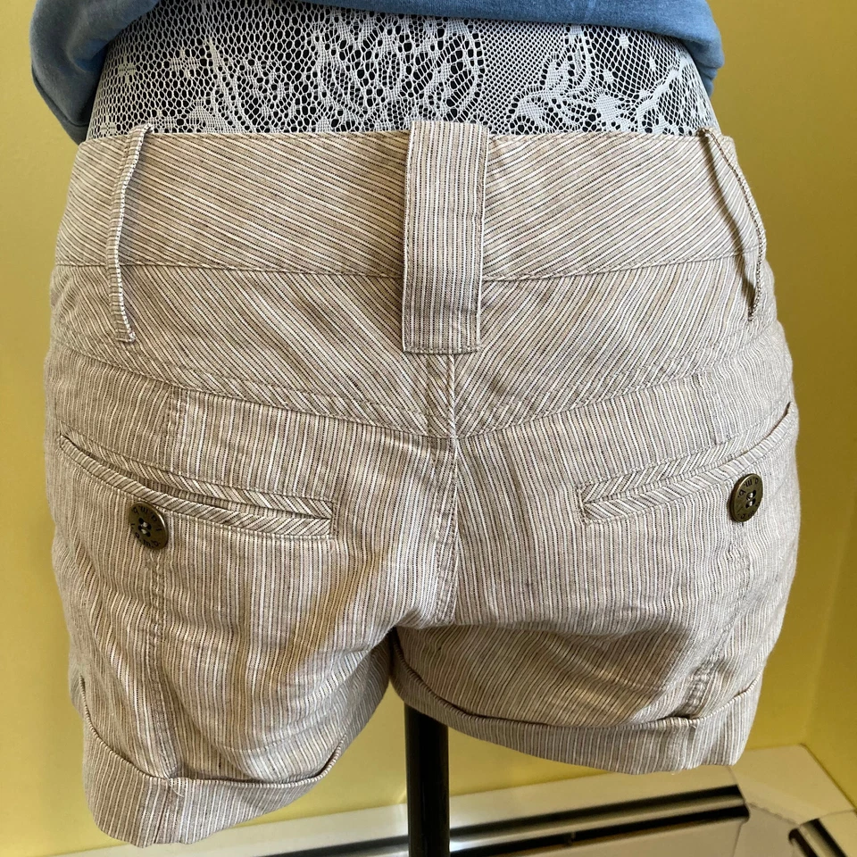 L.A.M.B. shorts cortos a rayas Foto 3 de 4