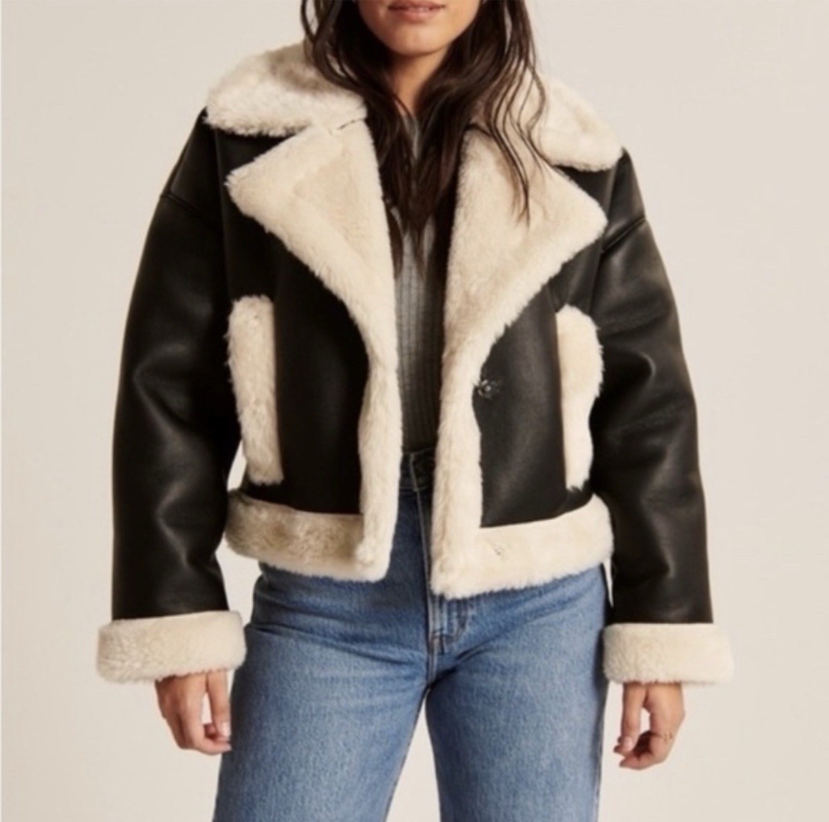 Abercrombie & Fitch Cropped Vegan Leather Sherpa oversized Jacket Size Medium