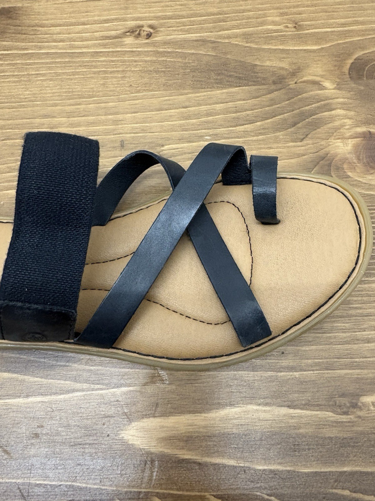 Børn Black Beige Strappy Solid Leather Flat Slip … - image 2