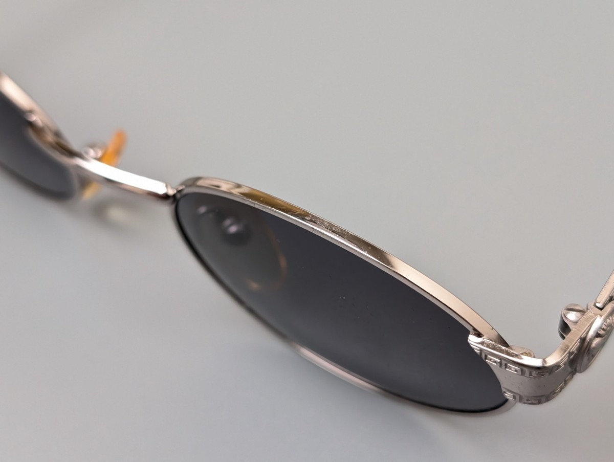 GIANNI VERSACE MOD S68 COL 76M Medusa Silver Oval Sunglasses