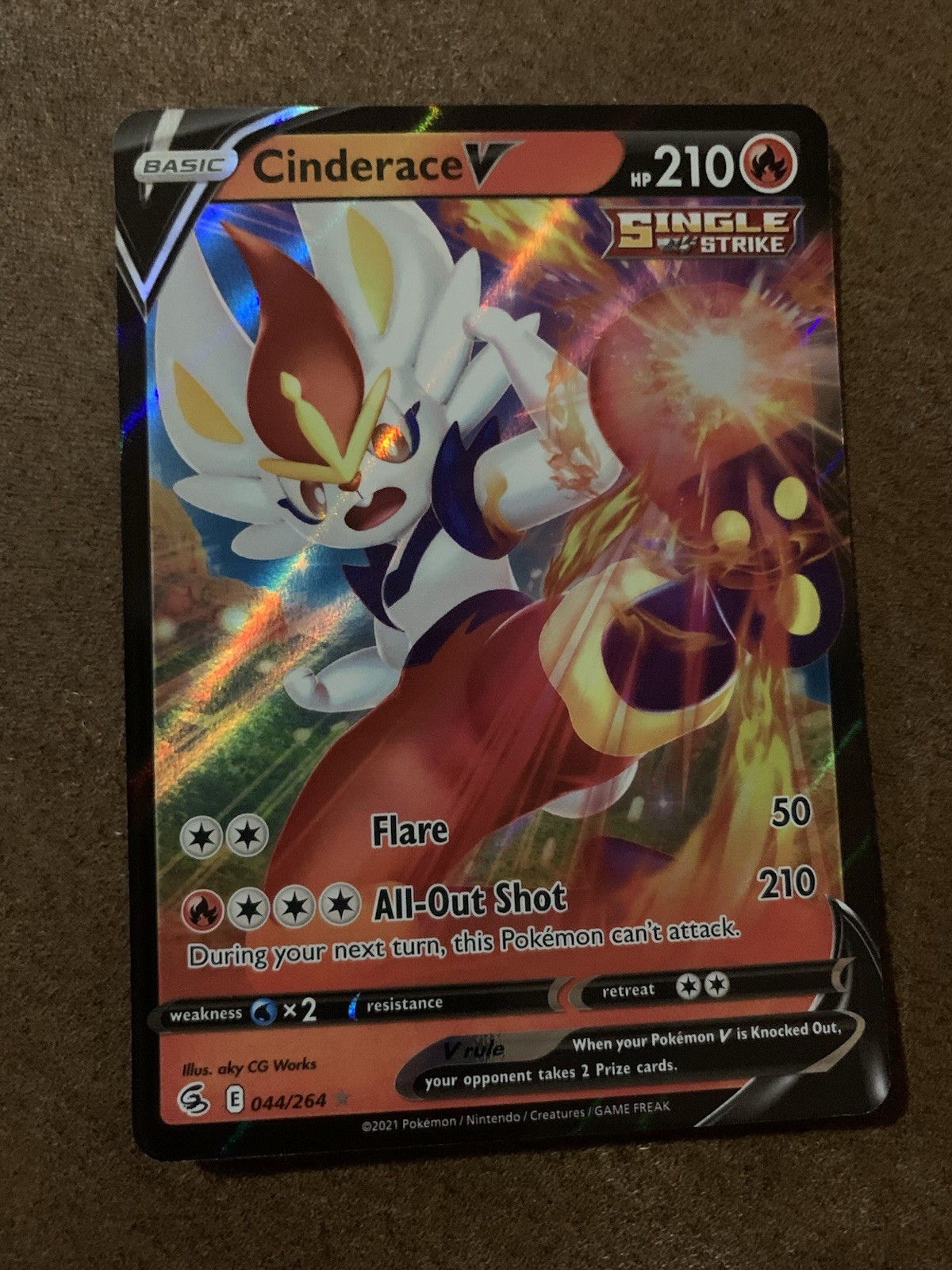 Cinderace V 043/264 Swsh08: Fusion Strike Holo