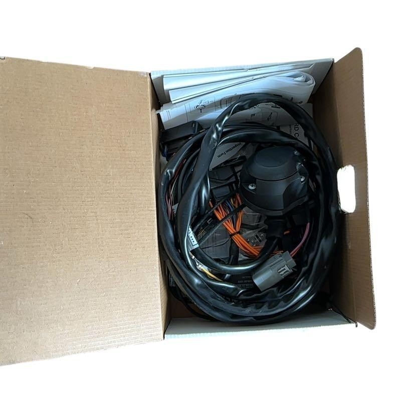 Barre de remorque FORD Transit MK4 avec ferrure en acier noir référence 2470643