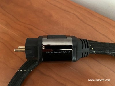 PS Audio Perfectwave AC-12. 2 meters