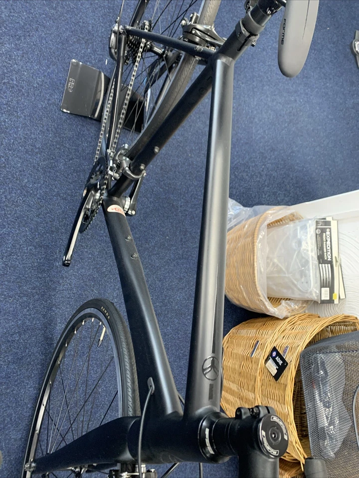 Form Longcliffe Road Racing Bike Alloy Frame Carbon Forks Shimano Claris G/set - Image 2 of 4