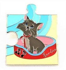 Loungefly Disney Cats Puzzle Pin - Aristocats Berlioz