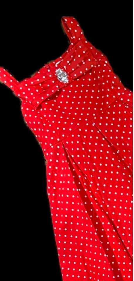 POLLY & FRIENDS SZ7 GIRLS SWEET RED TULLE DRESS W/WHITE POLKA DOTS & BIG 🎀W/GEM - Image 2 of 4