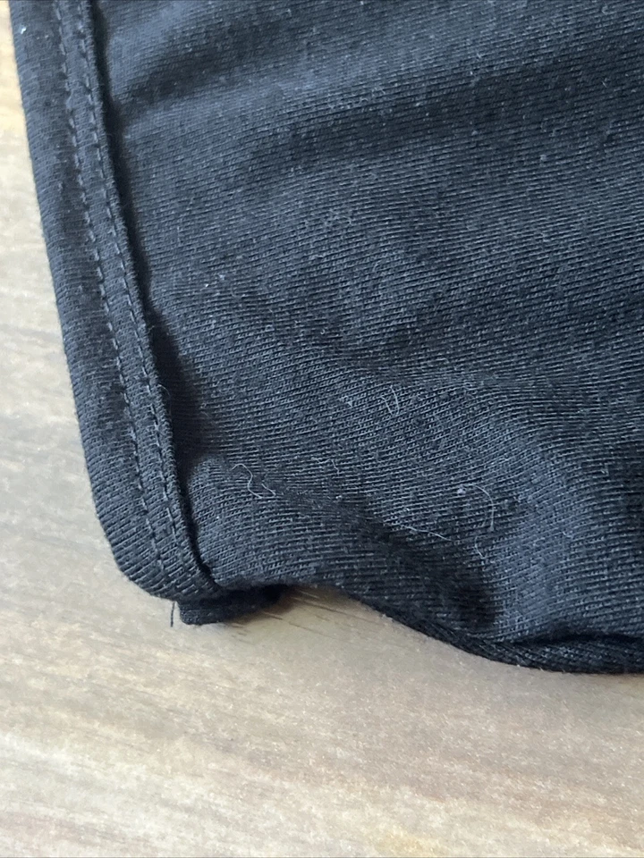 Camisa DE COLECCIÓN Queen Negra (Mujer L) Fechas de Gira 1982 Foto 4 de 4