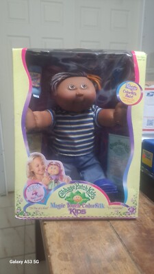 Vtg Cabbage Patch Kids Doll Magic Touch Colorsilk Cruz Billy  Born June 7th Boy 