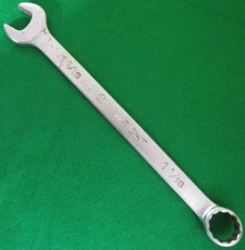 WRIGHT TOOLS 1-1/16" COMBINATION WRENCH SAE 12PT #1134 USA