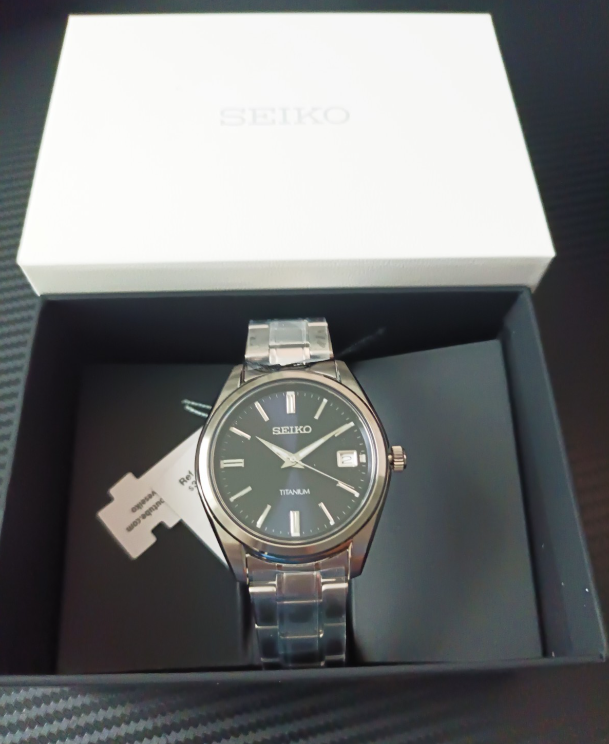 Seiko Blue Dial Titanium Quartz Watch SUR373 MINT