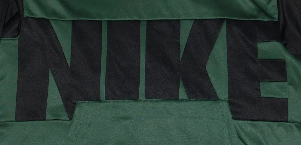 NIKE Therma Fit Baloncesto Pullover Sudadera con Capucha Calce Suelto Verde Oscuro con Logo Negro Foto 2 de 4