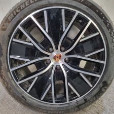 Porsche Macan 4 Ev 2024 Alloy Wheel B WITH TYRE 7MM 295/40/R21 REAR 95C601025
