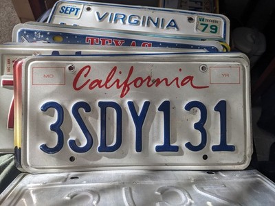 California USA car License Plate Current Design New Unused for collections