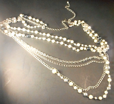 WHBM Faux Pearl Rhinestone Fancy Chain Belt 42 display picture 2